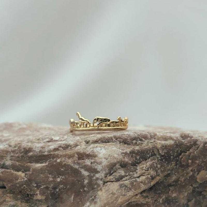 Huitan Korean Style Personality Women Rings Metal Gold Color Animal Ring Party Daily Wear Female Statement Jewelry Gift