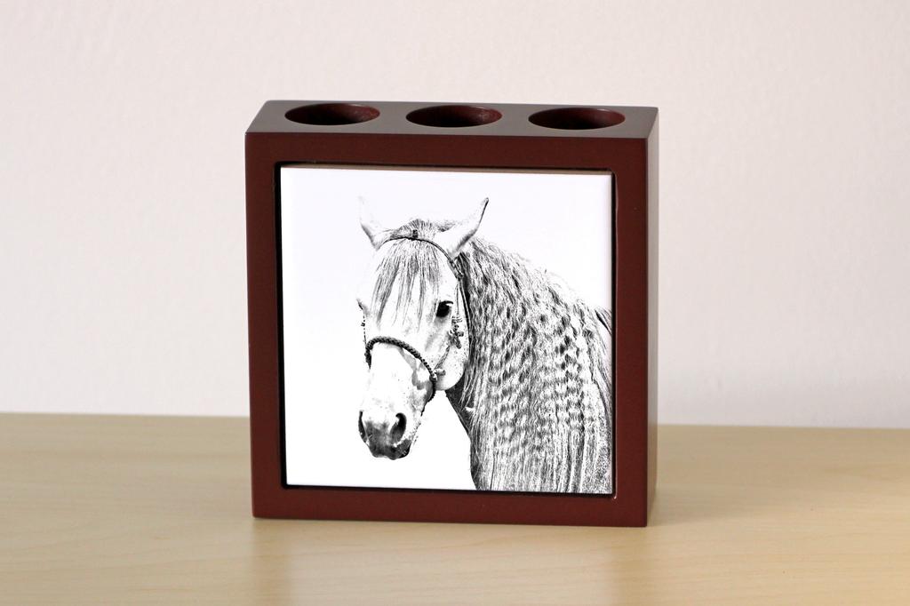 Azteca Horse – Pen holder with a horse, desk organizer with a print | Art-Dog