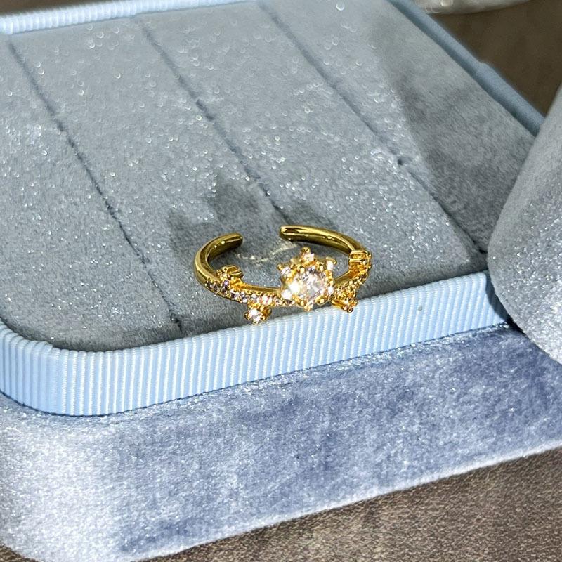 2026 Old Money Wind Exquisite Micro-inlaid Zircon Butterfly Flower Opening Ring Women's Light Luxury Geometric Stacking Wearing Versatile Niche Ring