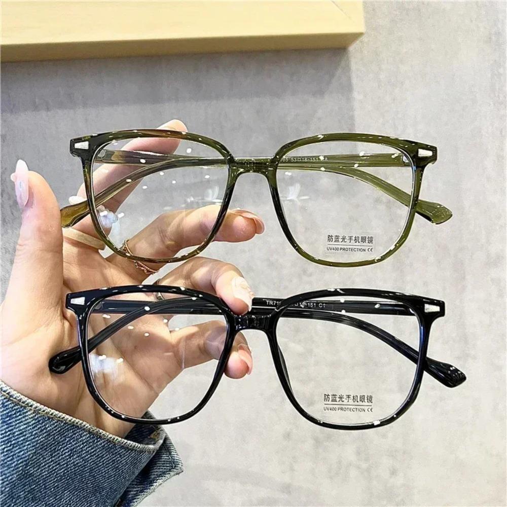 New Trend Ultra Light Glasses for Women Vintage Oversized Round Frame Blue Light Blocking Computer Reading Eyewear