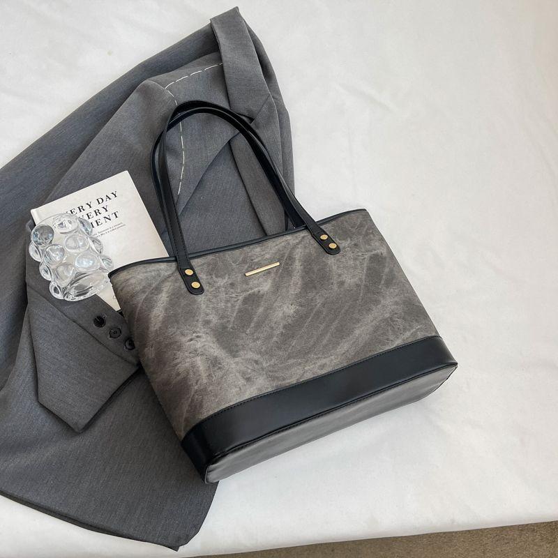 

Fancy Women s Fashion Best-Seller Commuter Tote Black tea