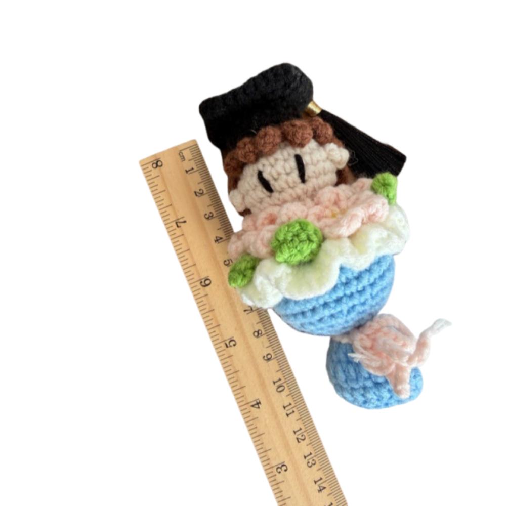 Funny Crochet Bouquet 13cm Doctor Hat Bouquet Doll Handmade Knitted Figures  Graduation Gift