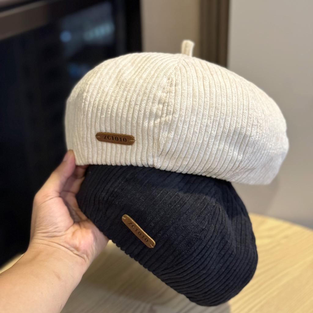 New Corduroy Letter Leather Label Beret for Women Early Autumn Casual Fashion Versatile Painter Hat Temperament Literary Pumpkin