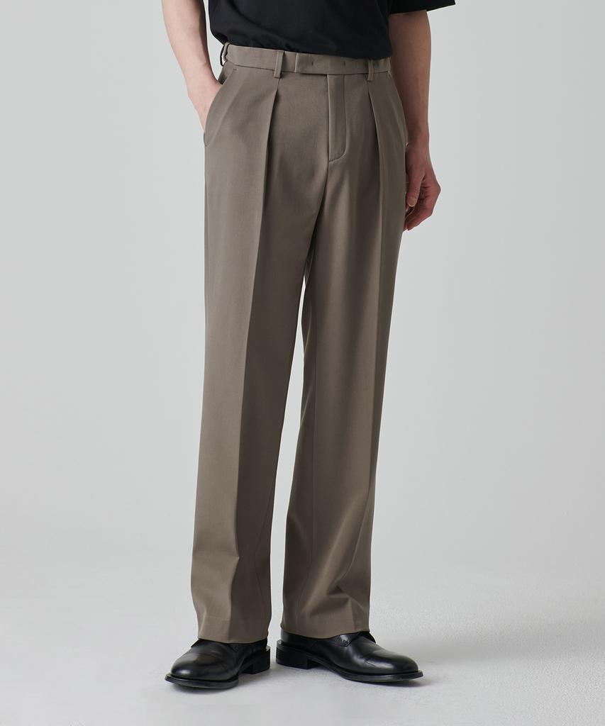 MUSINSA STANDARD Reverse One-Pleat Wide Hidden Banding Slacks [Dusty Beige]