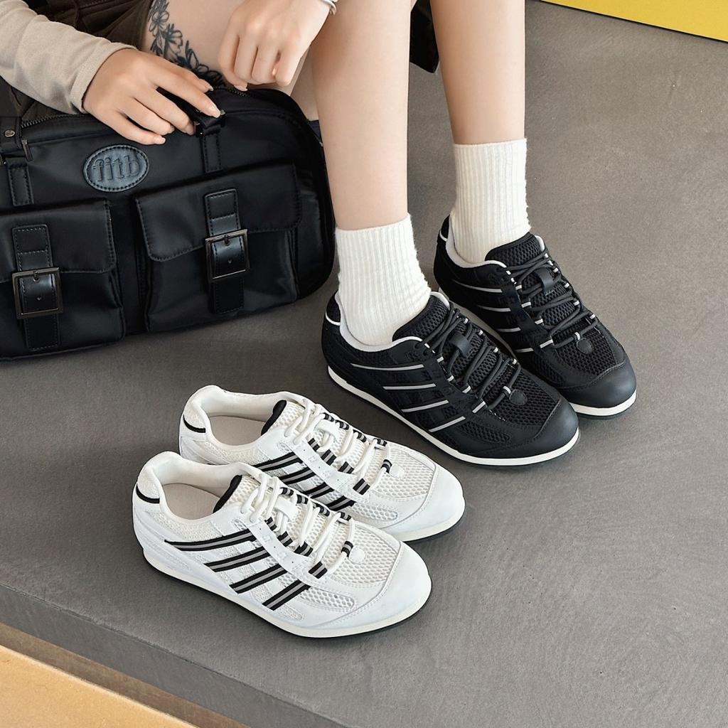 Inner height increase Korean Forrest Gump shoes 2025 summer new thick-soled color matching waffles mesh height increase casual sports shoes