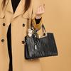 Mother's Day Gift Tote Bag, Fashionable and Versatile, with a High-end Feel, Perfect for Mom, 2025 Spring/summer New Model, Large Capacity Handbag