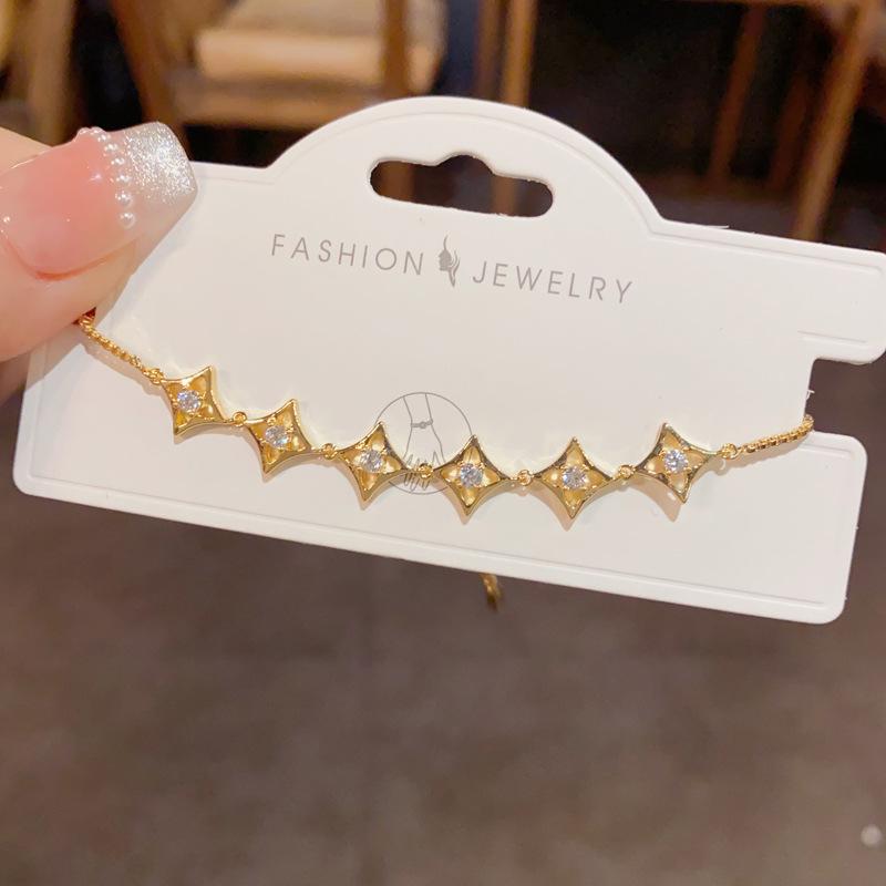 Unique and trendy zircon bracelet - women's light luxury, versatile design