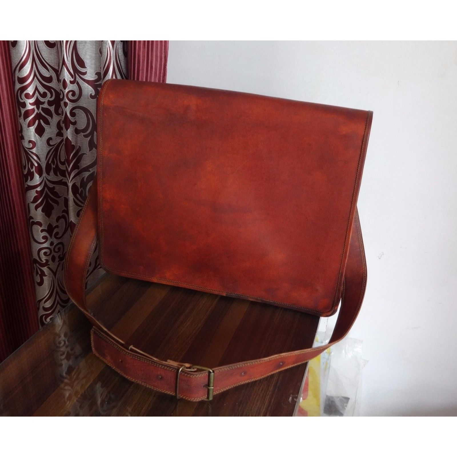 

Men s Vintage Leather Full Flap Messenger Laptop Satchel Shoulder Bag New 18 x 14 x 6 in