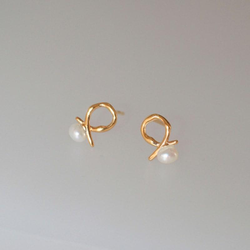 Modernlike 14k Gold-filled Silver Cast Line Freshwater Pearl Earrings
