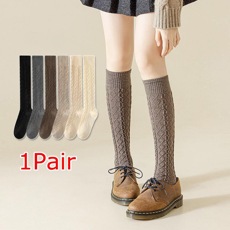1Pair Polyester-cotton Breathable Mid Tube Socks Versatile Skin Friendly Activities Delicate Touch Good Elasticity