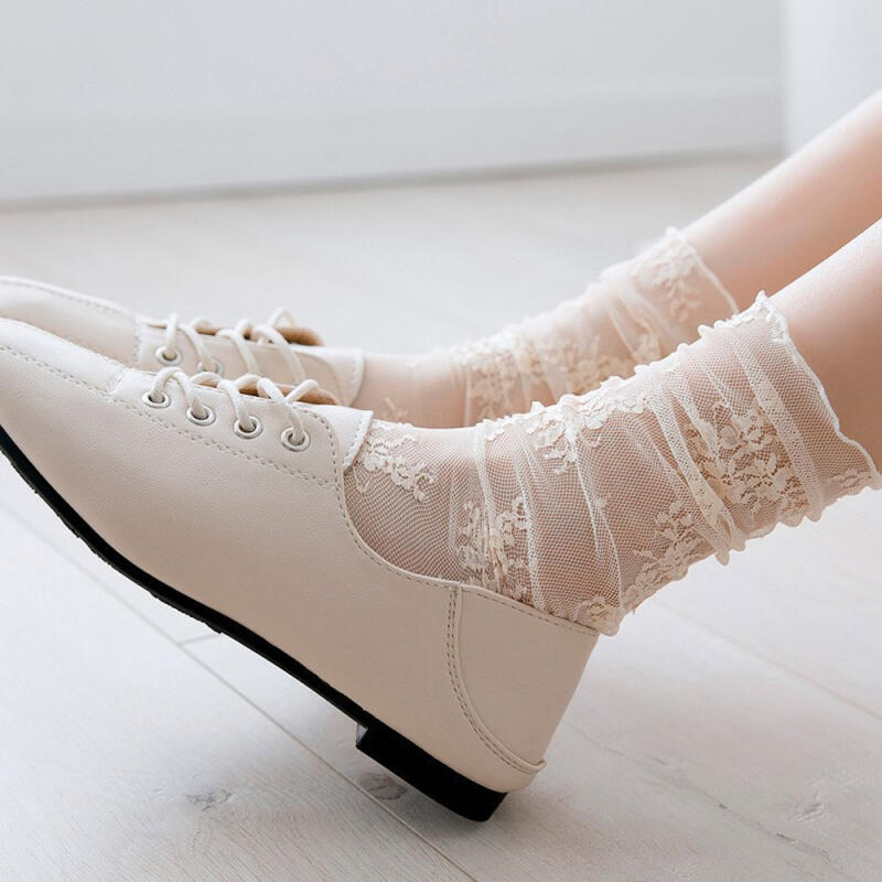 (1+1) Karin Frill Embroidery See-Through Mesh Summer Socks beige