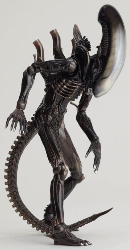SFX Revoltech Serie Nr. 001 Alien