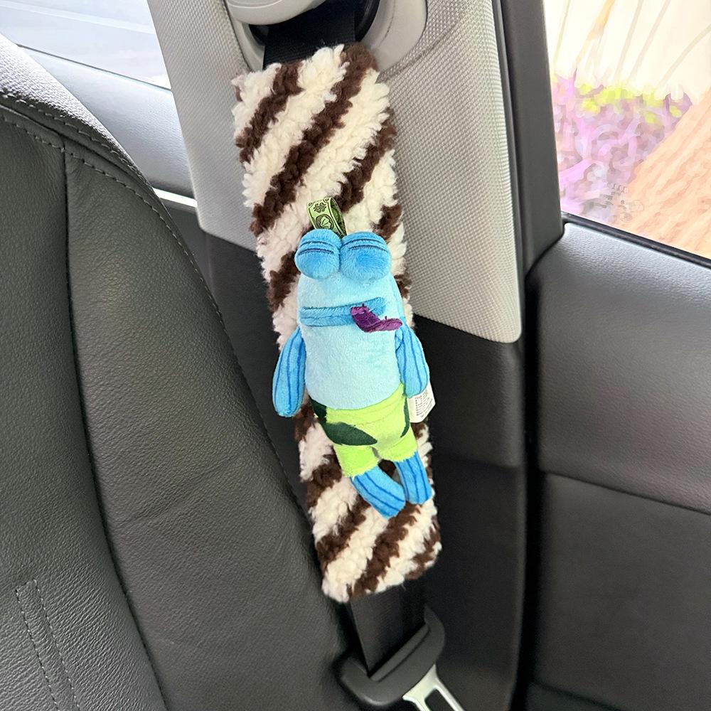 SpongeBob Seatbelt Plush Pad: Anti-Neck Chafing and Shoulder Rubbing Protection
