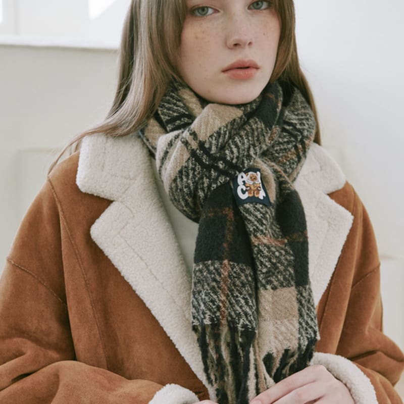 ALLINCOMPLETE Tartan Check Muffler (2 Colors)