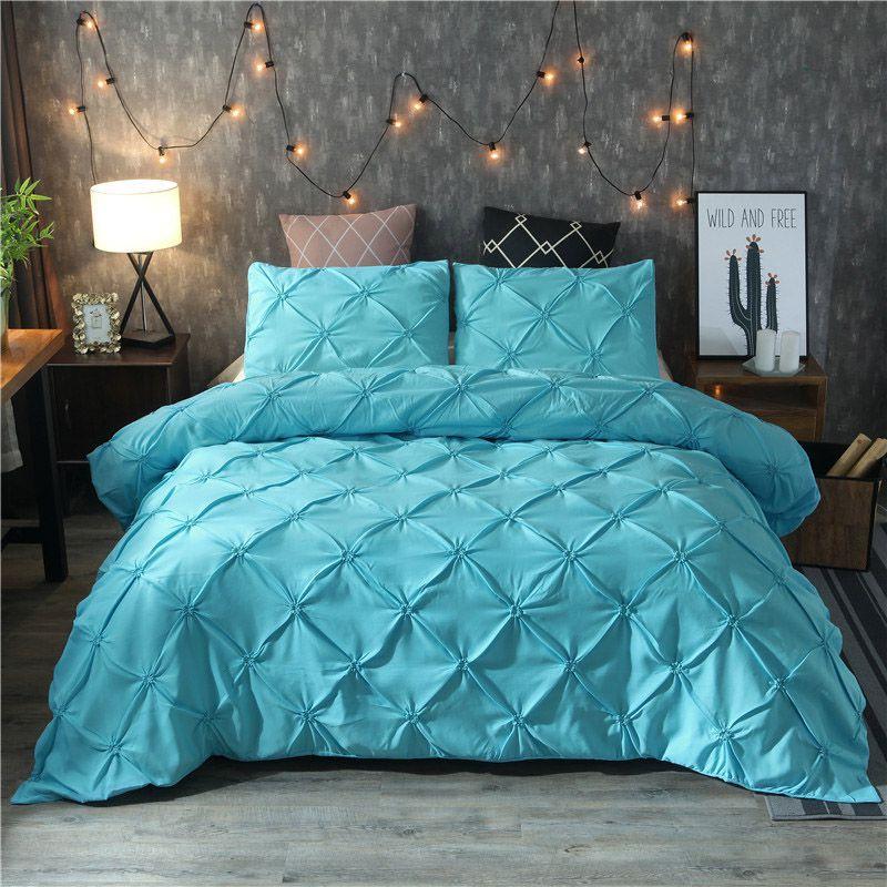 Premium Polyester Duvet Cover Pillow Sham Set With Classic Pintuck Design