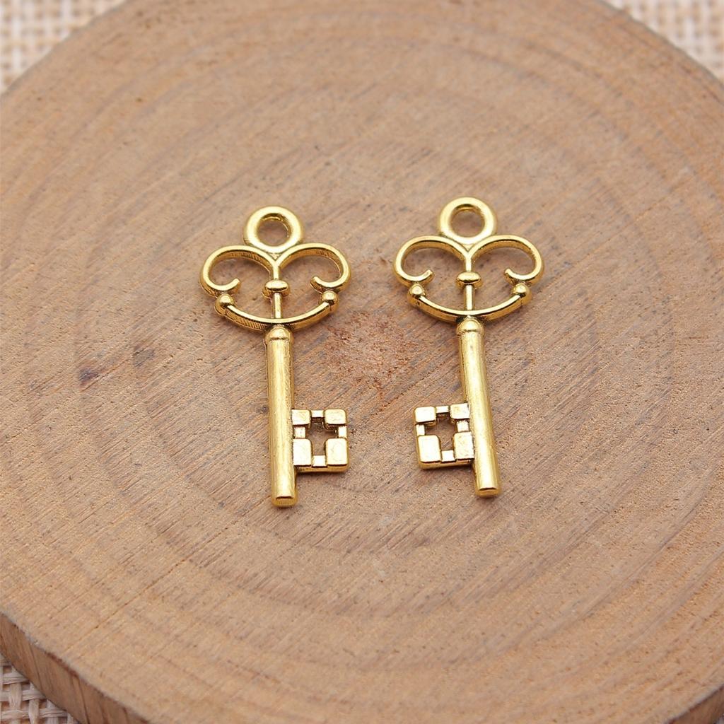 Hollow Clover Key Charm Lucky Pendant Tool Charms For Bracelet Necklace Jewelry Making Supplies For DIY