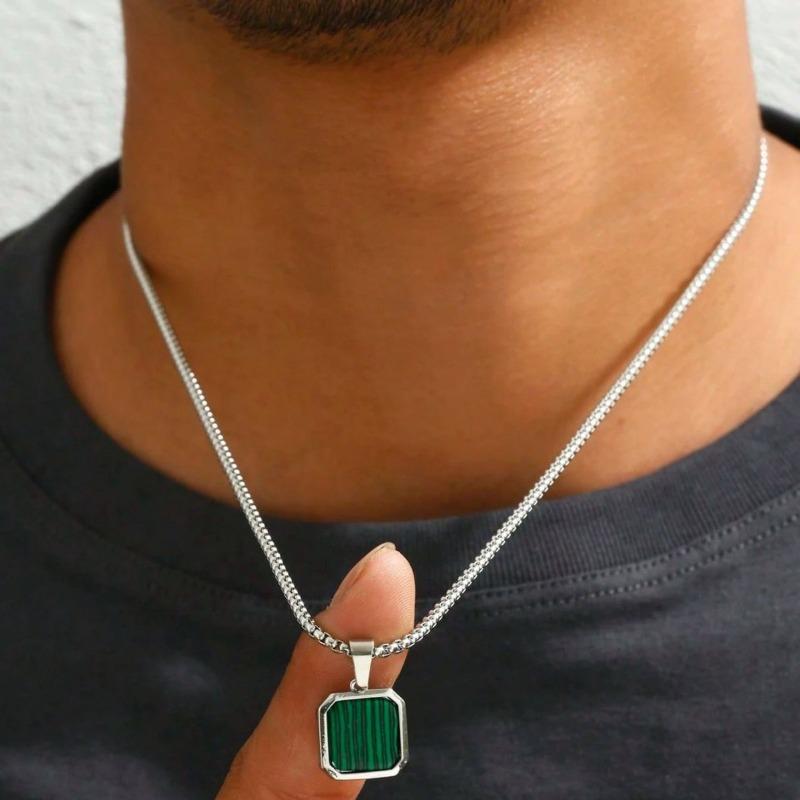 Stainless Steel Box Chain Necklace with Black Onyx Square Pendant зелёный