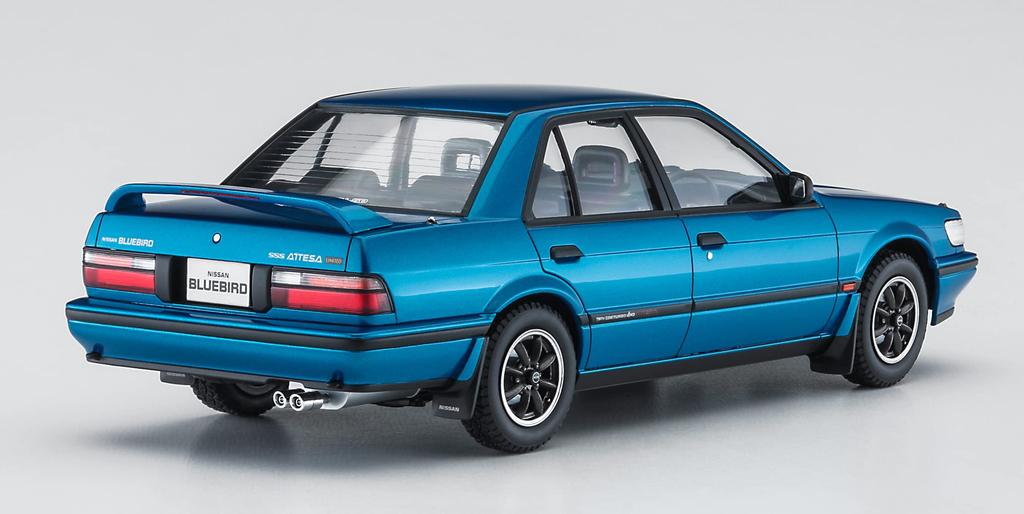Hasegawa Nissan Bluebird Sedan SSS Attesa Limited Early Model with Trunk Spoiler Plastic Model Kit 20562 1/24 4-Door (U12 Type)