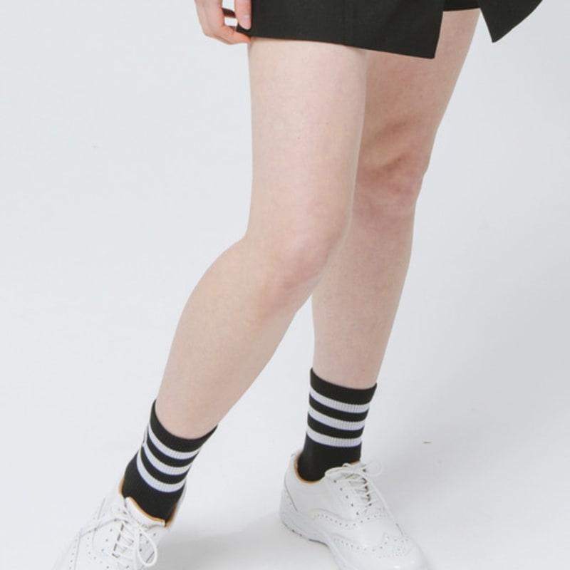 

DOYOUKNOWMC ALL SEASON Black White Stripe Ankle Rib Socks black