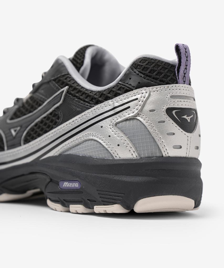 Mizuno (Men'S) Mxr - Black:Black Sand:Purple Haze / D1Ga251501