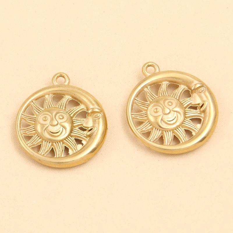 4 Styles Stainless Steel Sun Pendant Connector - Creative Vacuum Plated Handmade Ornament