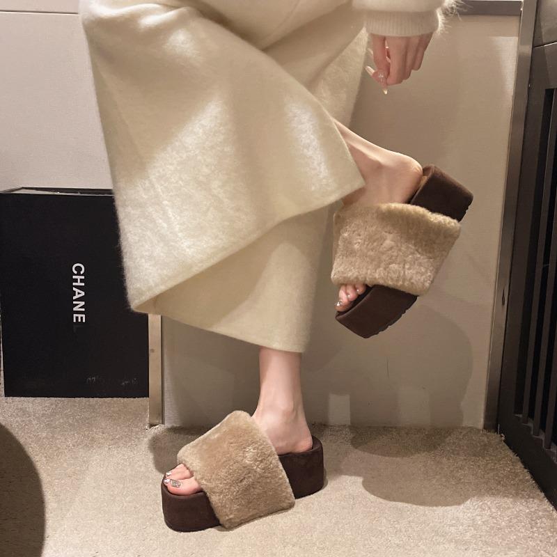 New Women's Fashion Slippers Round Toe Platform Sole High Heels One-line Fur Slippers Outdoor Fashion All-match Suede Flat Shoes