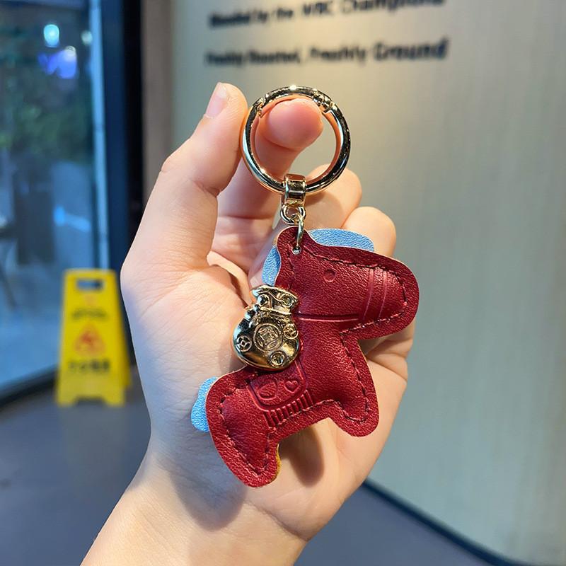 

Кожаный Автомобильный Высококачественный Брелок Мини-Рюкзак Аксессуар Элегантная Лошадь Ключная Подвеска Red