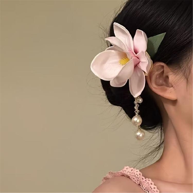 Fashionable Magnolia Resin Hair Clip Pearls Chain Decoration Hair Barrette For Women Various Hairstyles and Occasion