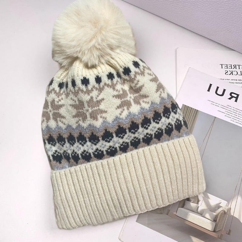 Cross-Border Knitted Christmas Hat for Adults - Warm, Fashionable with Bell Pom Pom