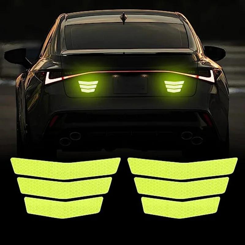 Samolepky na motorku Univerzální reflexní samolepka na blatník - Svítící design šipky pro automobily a motocykly