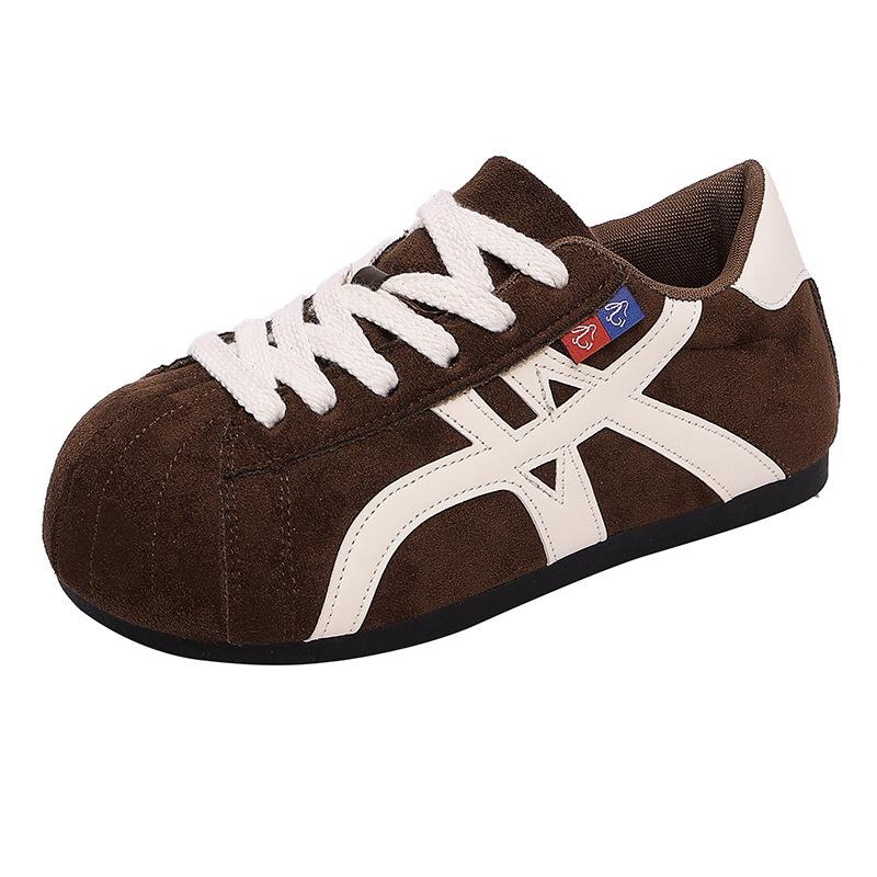 Retro Maillard Color Matching Board Shoes Women's 2025 Autumn New Flat Bottom Inner Height Increase Leisure Sports Forrest Gump Training Shoes