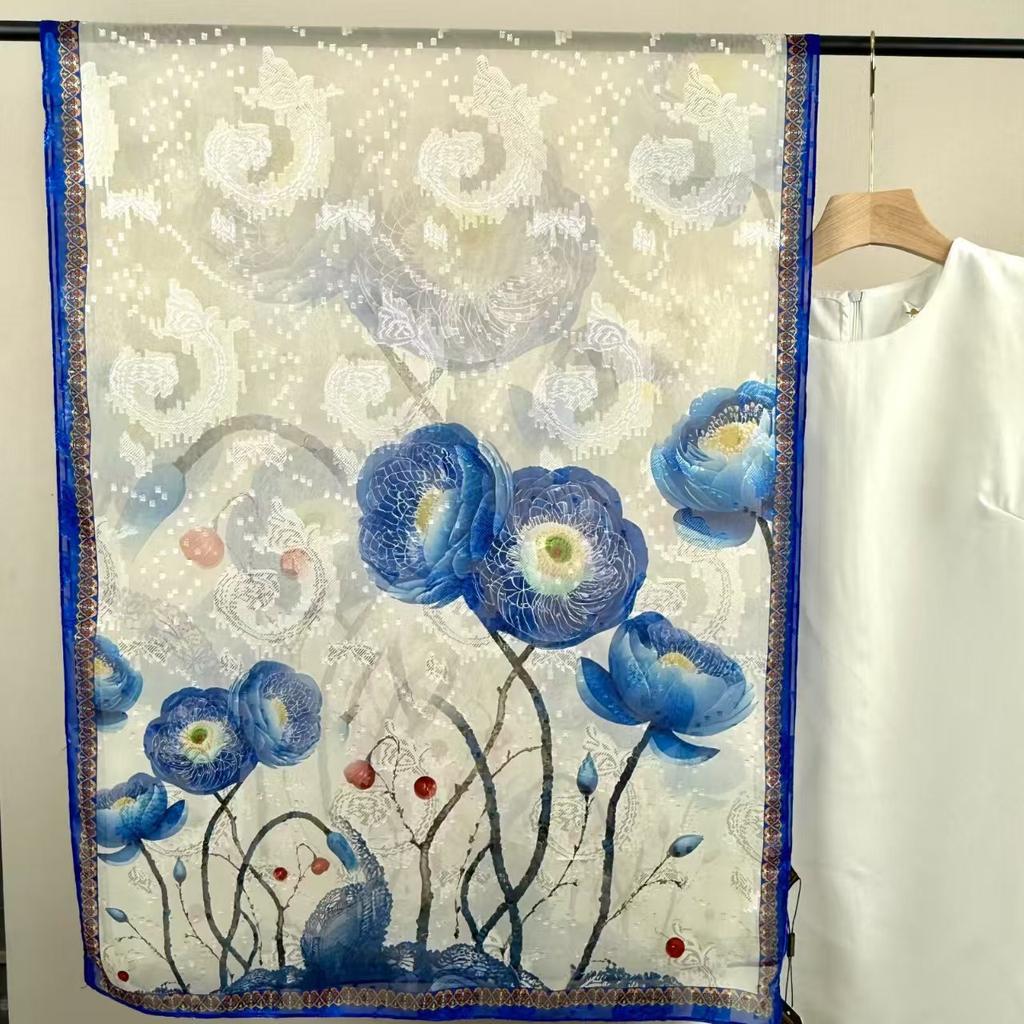 Cut Flower Silk Scarves, Women'S Summer Thin Styles, Send Mother Shawls, Middle-Aged And Elderly Scarves, Travel Photos, Beach Towels