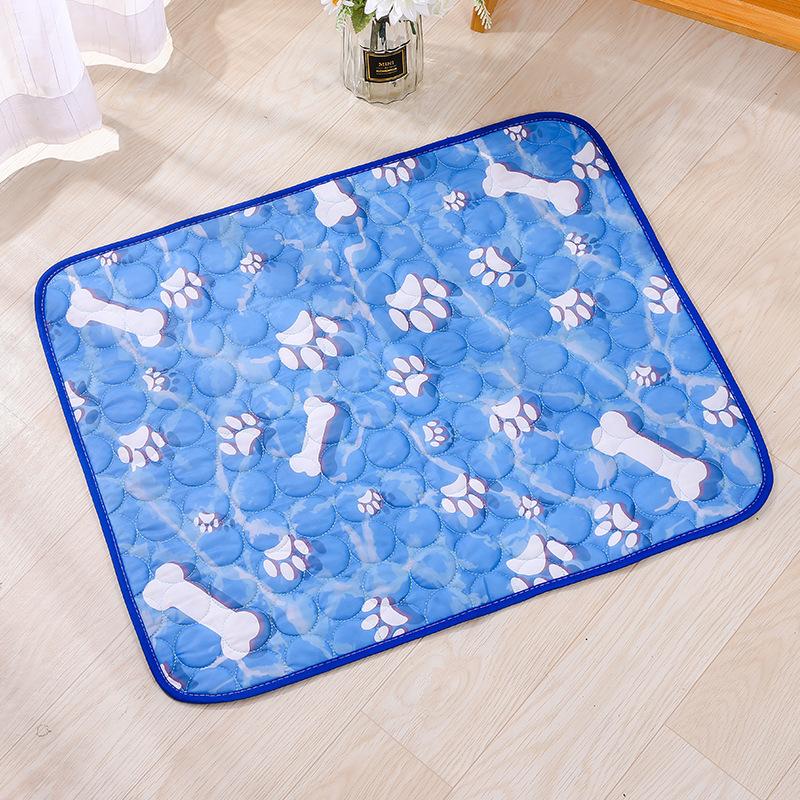 Cooling Dog Mat Cold Summer Pet Bed for Small Extra Large Dogs Cat Blanket Pet Accessories for Kitten Puppies