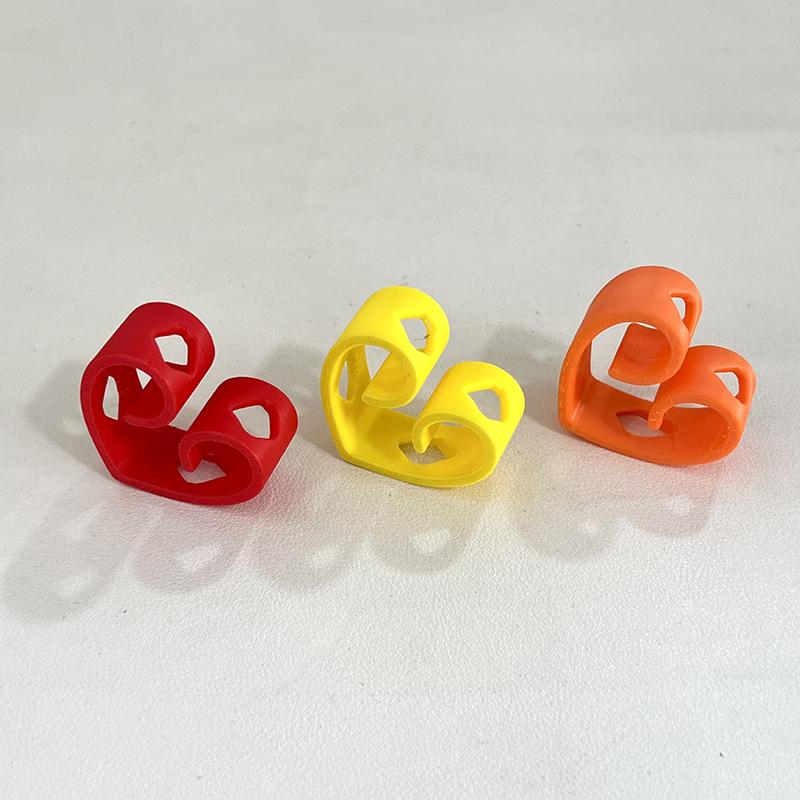 2Pcs Heart-Shaped Reusable Chopsticks Helpers Training Kids Non-Slip Chopstick Hinges Connector Portable Practice Chopsticks Aid