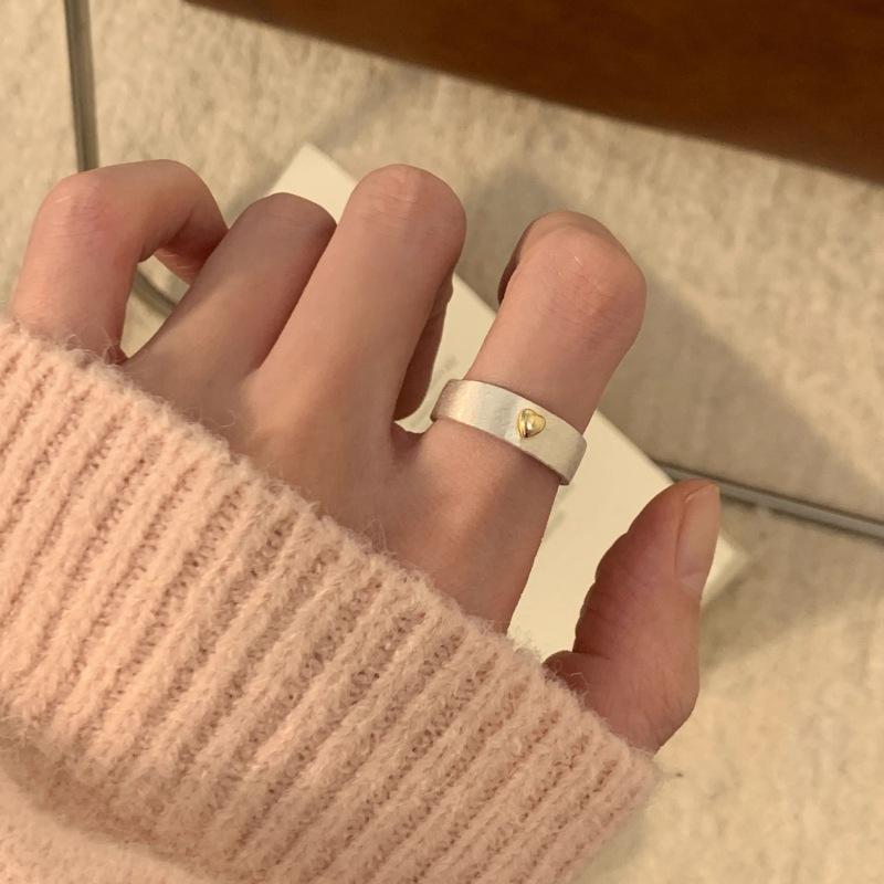 Korean S925 Silver Cross Military Flower Ring: Retro, Adjustable, Fashionable Hip-Hop Index Finger Design for Women.