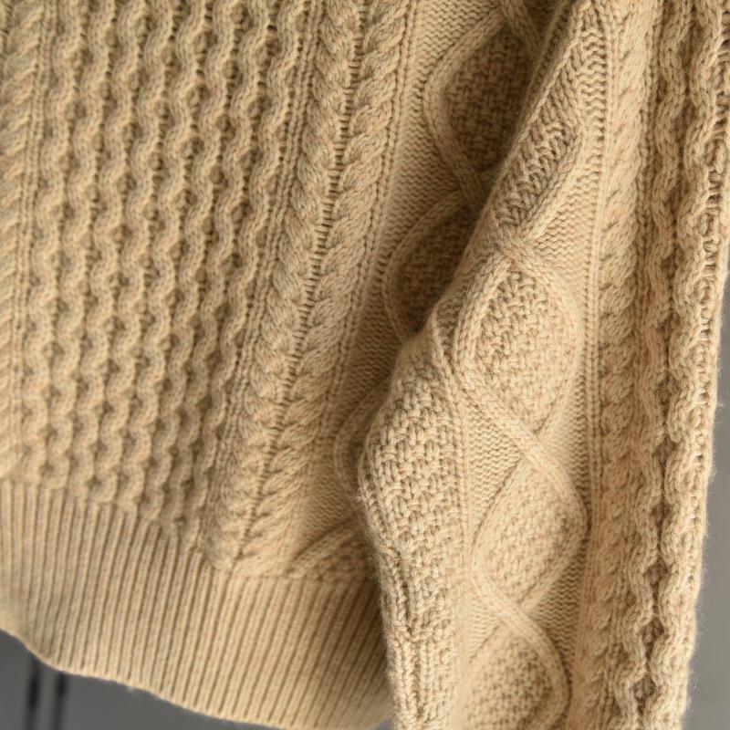 Cashmere Lapel Zipper Cardigan for Women - Autumn/Winter, Thick, Loose Fit, Slimming, Short, Gentle Style.