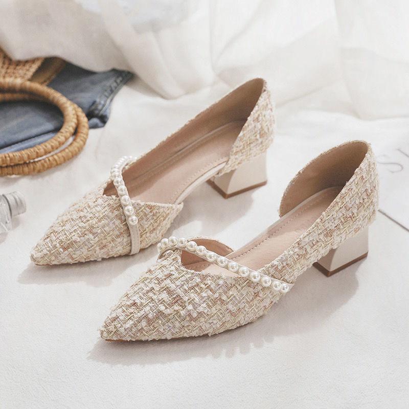 Einzelne Schuhe Damen dicker Absatz sanfter kleiner duftender Wind Perle Seite leer Frühling und Sommer Wind Fee flache Öffnung High Heels