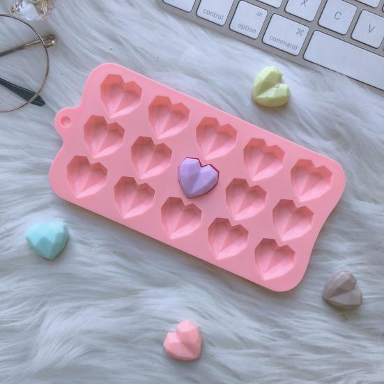 3D Diamond Heart Silicone Mold 15 Grid Diamond Love Heart Shaped Mold Tray Silicone Baking Pan Mold for Making Cake Chocolate Mousse Dessert
