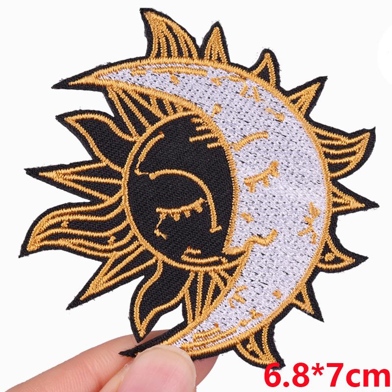 HOT MAM SUMMER Patch Outdoor Scenery Embroidered Patches For Clothes Iron On Patches For Clothing Backpack Embroidery Badges DIY