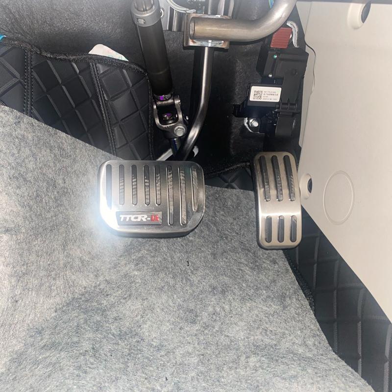 

For GAC Aion V 2025 2026 Interior Accessories Car Accelerator Brake Pedal Cover Foot Rest Pad Auto Styling Stainless Steel 2pcs серебряный