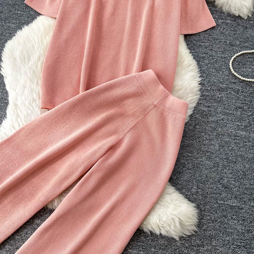 Casual and Fashionable Knit Set for Women New Summer V-Neck Short-Sleeve Sweater Tops and Wide-Leg Pants Two-Piece Sets