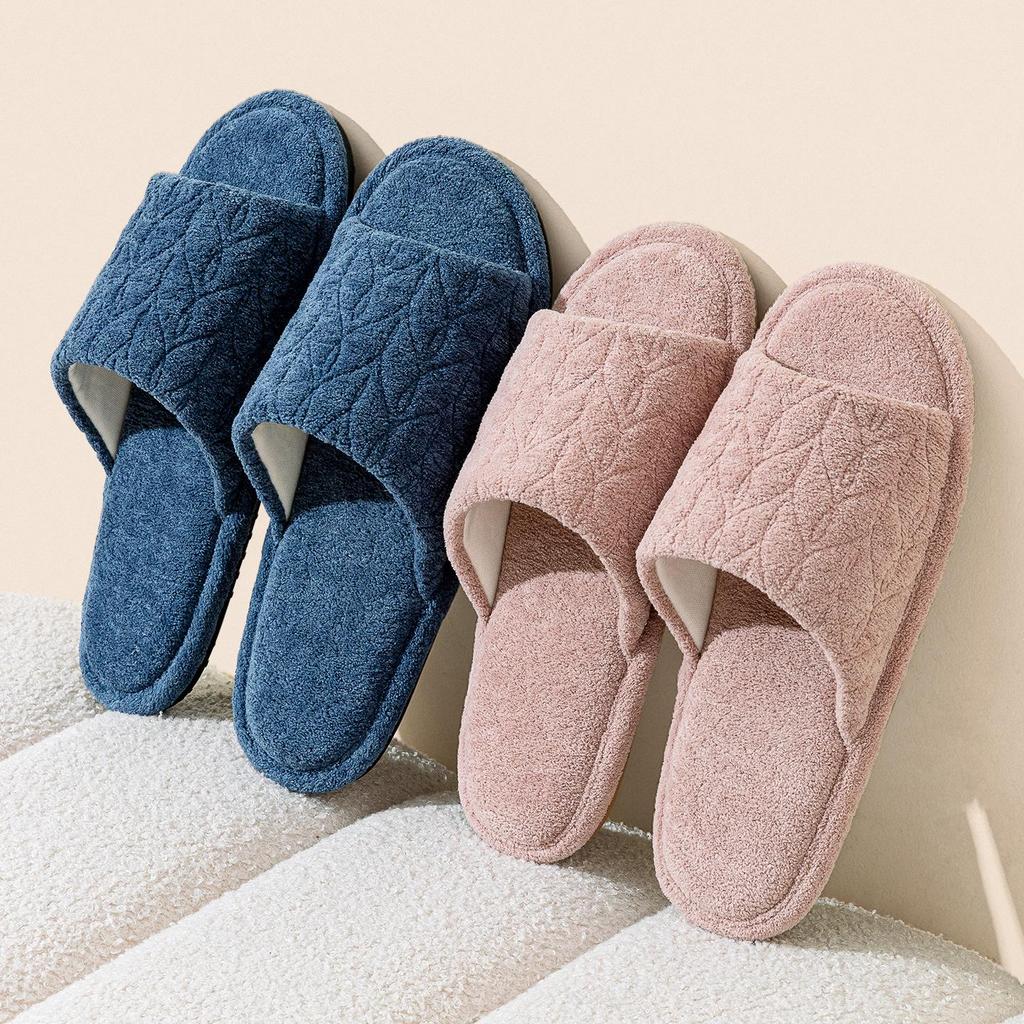 Breathable Non-Slip Indoor Slippers for Men & Women - Soft, Silent, Sweat-Absorbing, Perfect for Spring and Autumn