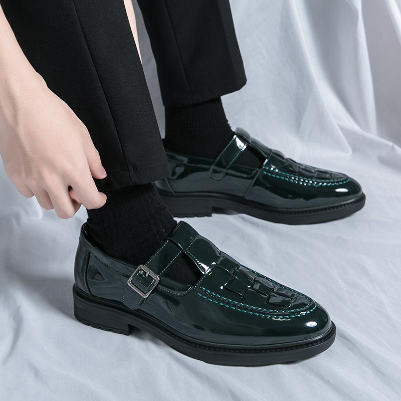Large size pin buckle versatile shoes men's 2025 spring and autumn new patent leather glossy leather shoes size 46 hairstylist casual shoes