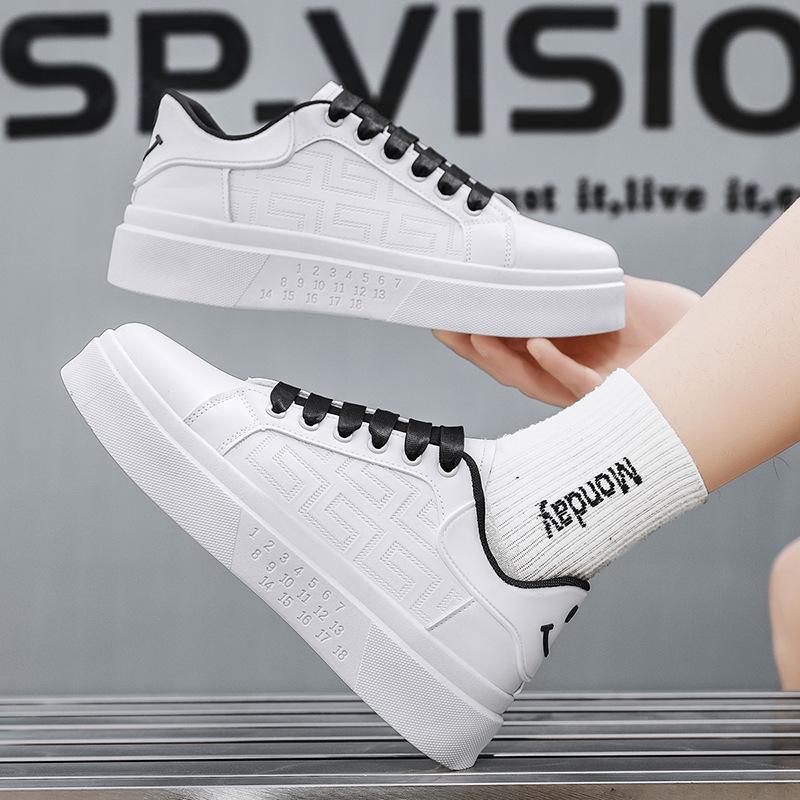 Herrenschuhe Frühling und Sommer Schuhe Herren Lederoberfläche atmungsaktiv Jungen Board Schuhe vielseitig lässig Sport Lederschuhe weiße Schuhe Herren