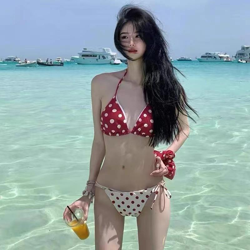 Sexy Polka Dot Bikini Three-piece Swimsuit Female Split Small Chest Gathers Hot Girls Pure Desire Thailand Vacation