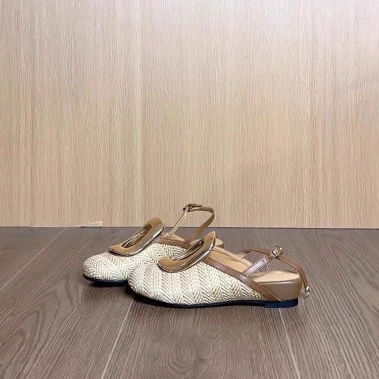 French high-end slope heel woven holiday style bag head sandals women's summer wear 2025 new rear empty half slippers