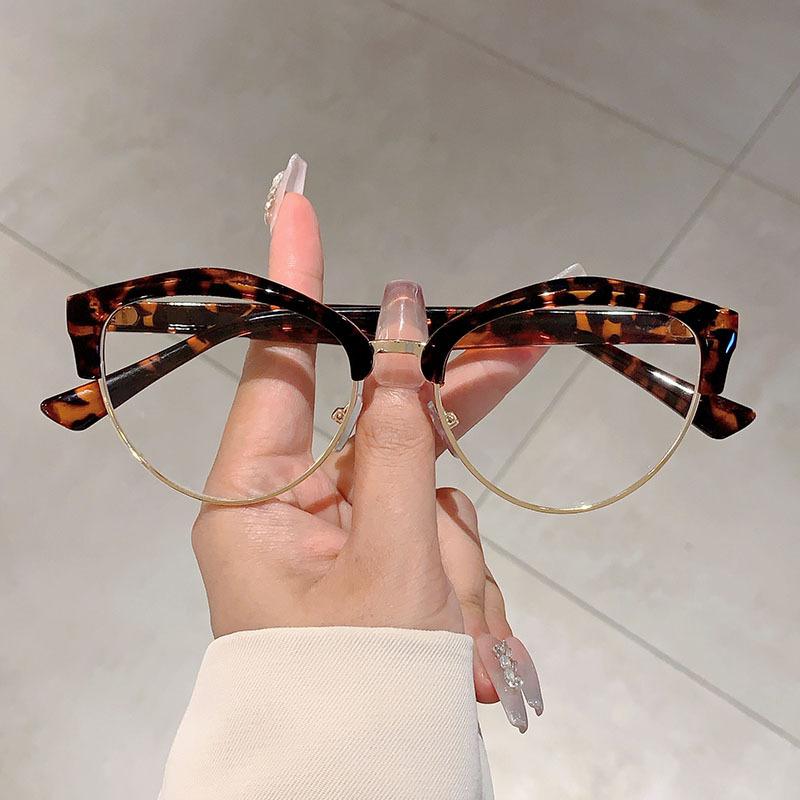 Vintage Anti Blue Light Blocking Optical Cat Eye Glasses Myopia Prescription Women Luxury Brand Designer Metal Eyewear Big Frame