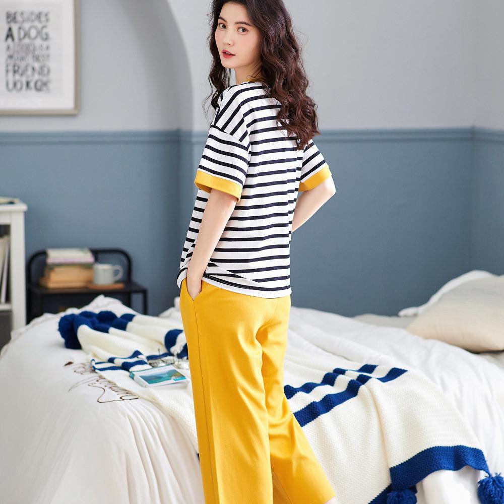 Aifen Teng Women's Summer Cotton Pajama Set: Short Sleeve Top & Three-Quarter Pants, Plus Size, All Cotton