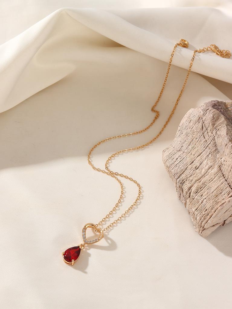 Best Daily Wear Copper Alloy Heart-Shaped Pendant with Red Crystal Sparkling Embellishment Holiday Gift-Fashion Chains Necklace