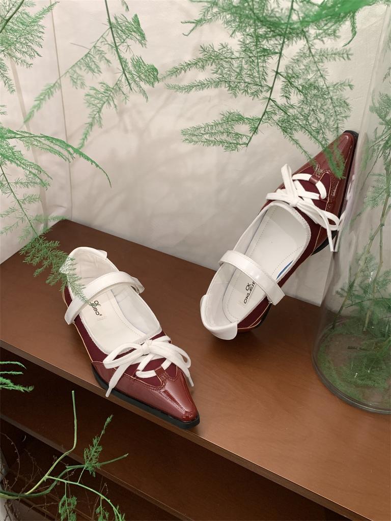 Pointed French Temperament Ballet Bow Single Shoes Women's 2025 Autumn New Black Skirt Beautiful Mary Jane Shoes